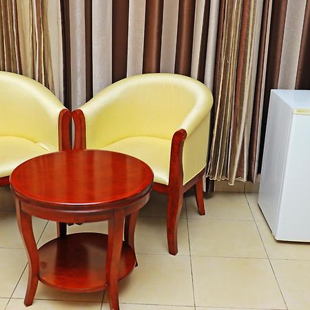 Dereva Hotel Rwamagana Eksteriør billede