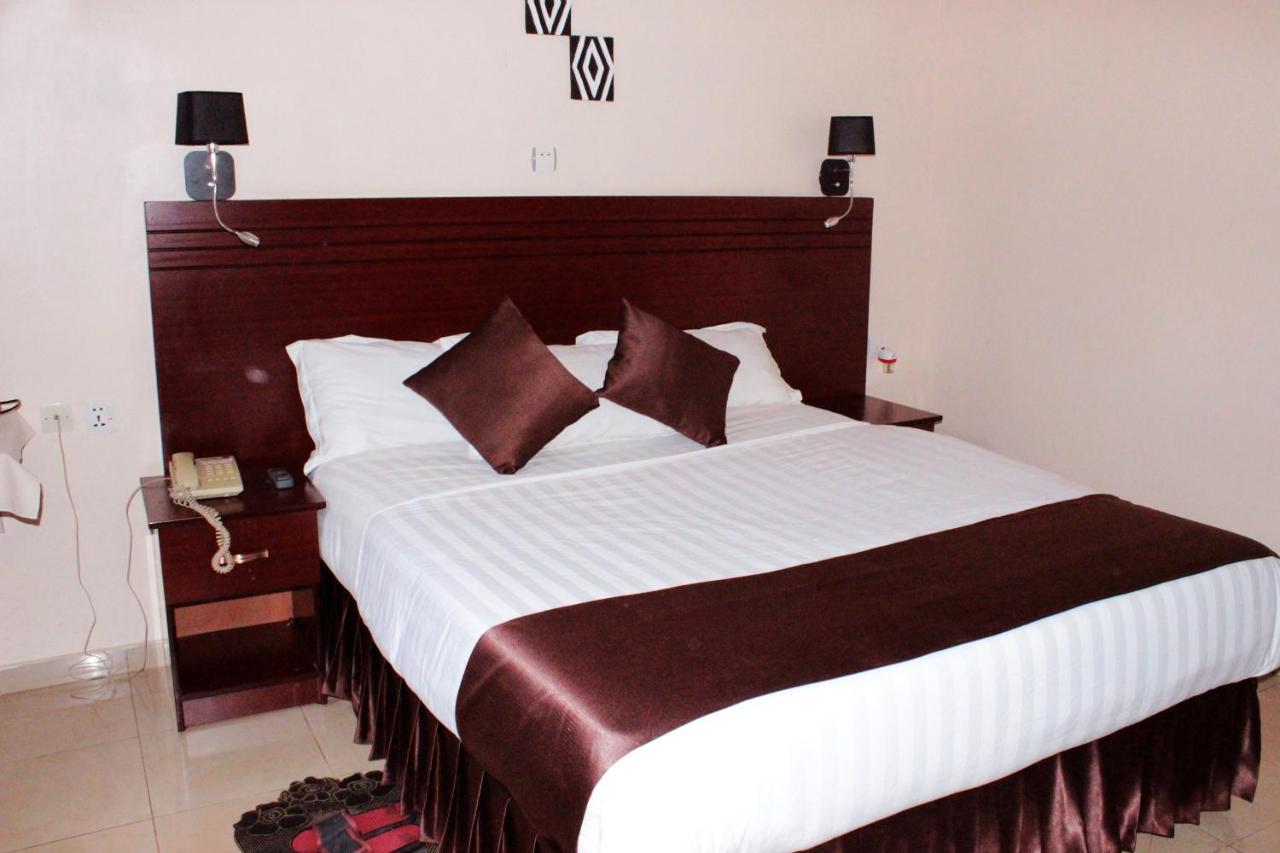 Dereva Hotel Rwamagana Eksteriør billede