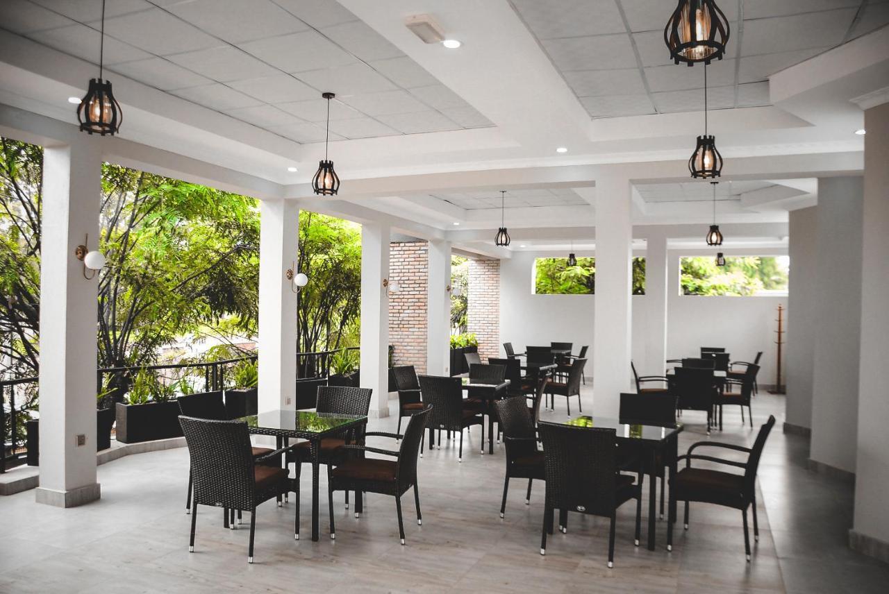 Dereva Hotel Rwamagana Eksteriør billede