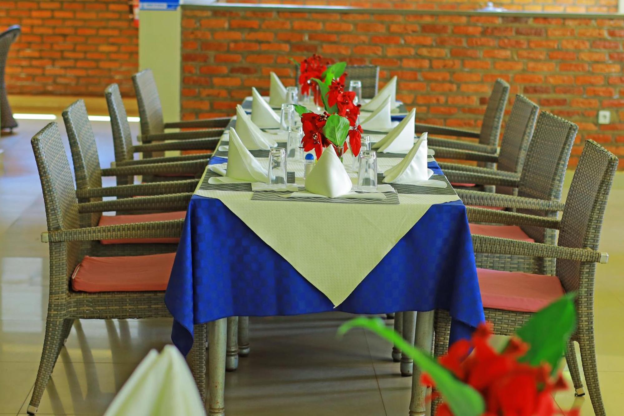 Dereva Hotel Rwamagana Eksteriør billede